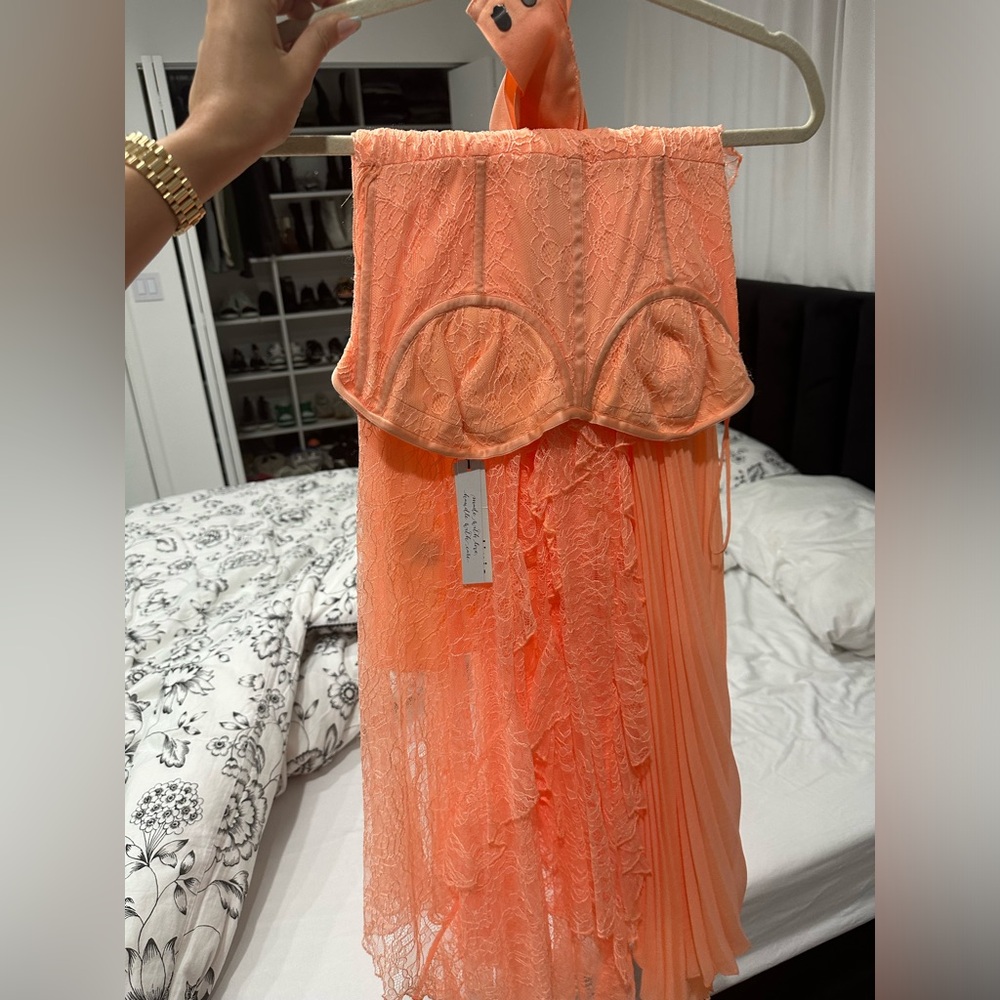 Amazing dress for wedding. Never worn